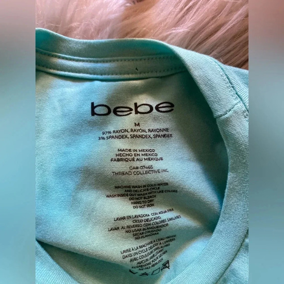 Bebe pineapple tee shirt NWT - Picture 6 of 6